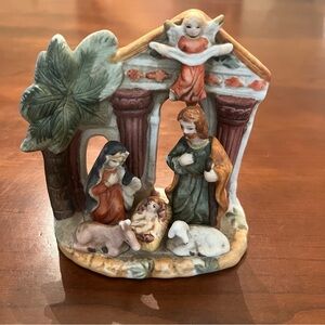 The Aim Group Miniature Porcelain Nativity Scene Figurine